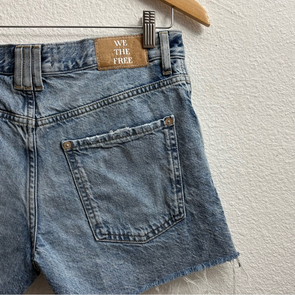 Free People 100% Cotton We The Free Mid Rise Shorts Raw Hem size 27